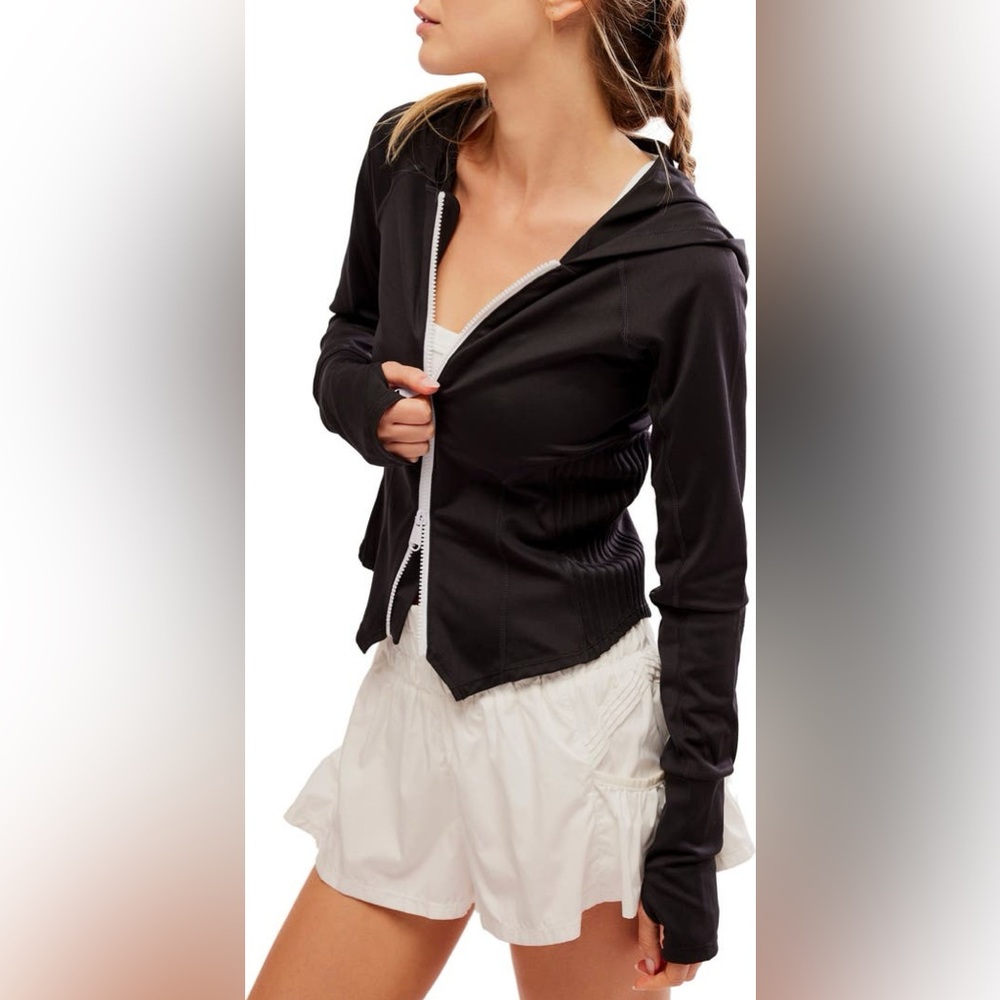 Free People Movement Playin’ For Keeps Layer in Black size Large NWT